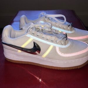 Travis Scott Saul AF1